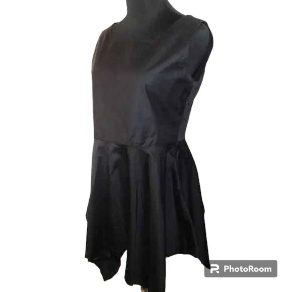 Lynn Mizono For Giselle Shepatin Black Dress Sharkbite Hem Size 2